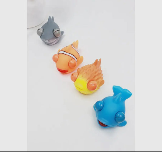 Eye popping ocean animals squishy toy